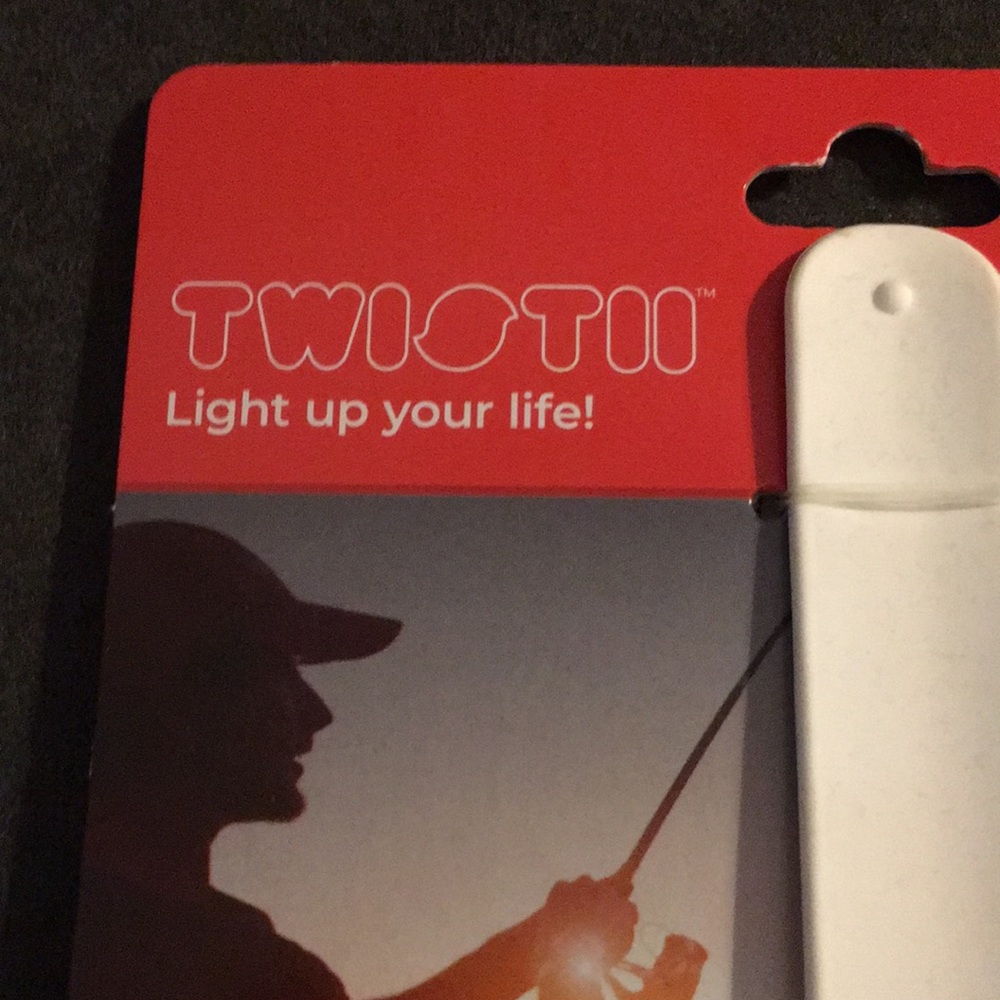 Twistii Wrist Flashlight - Picture 2 of 10